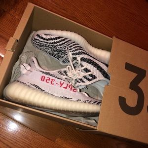 Size 8 - adidas Yeezy Boost 350 V2 Zebra 2017